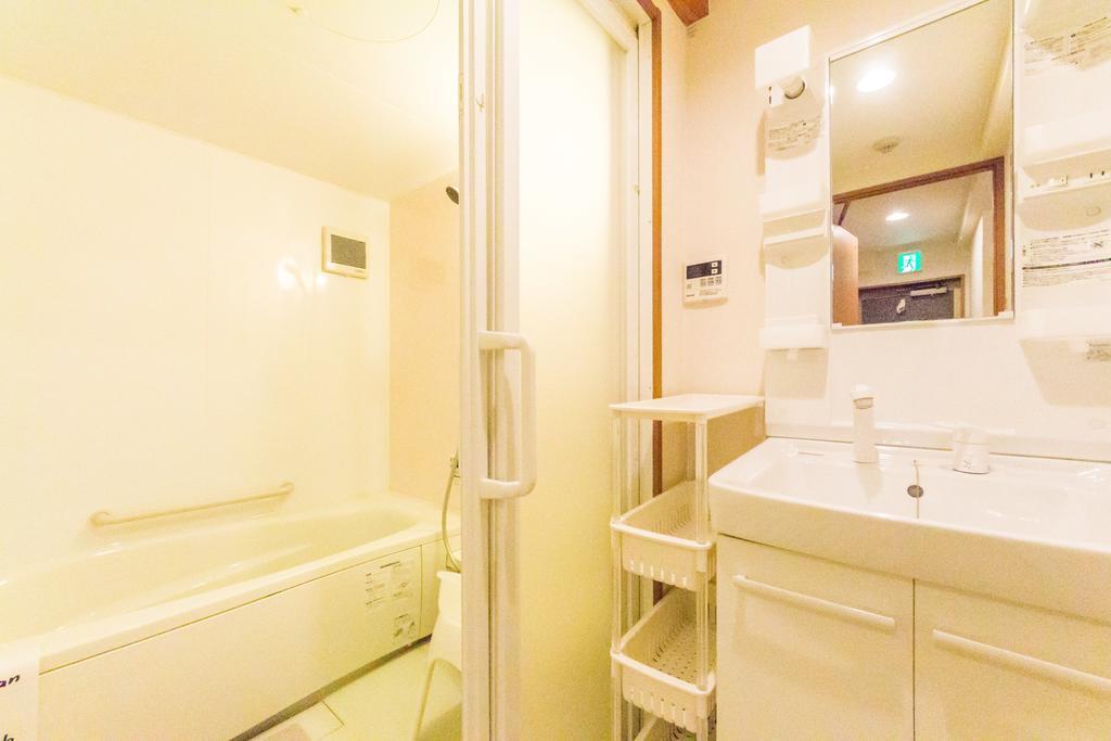 The Familiar Inn ー 旅館ホテル業 Osaka Exteriör bild