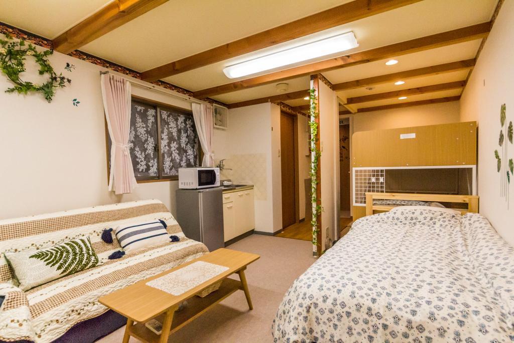 The Familiar Inn ー 旅館ホテル業 Osaka Exteriör bild